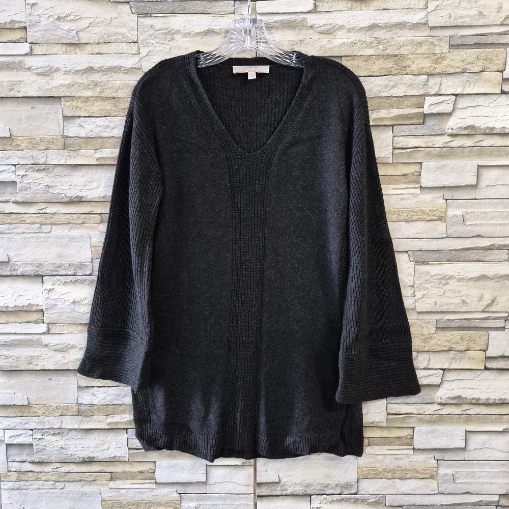 LOFT Sweater Women's Small Dark Grey Italian Yarn V-Neck Office Vacation Cozy